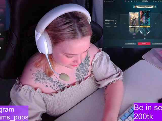 AlinaAdams webcam