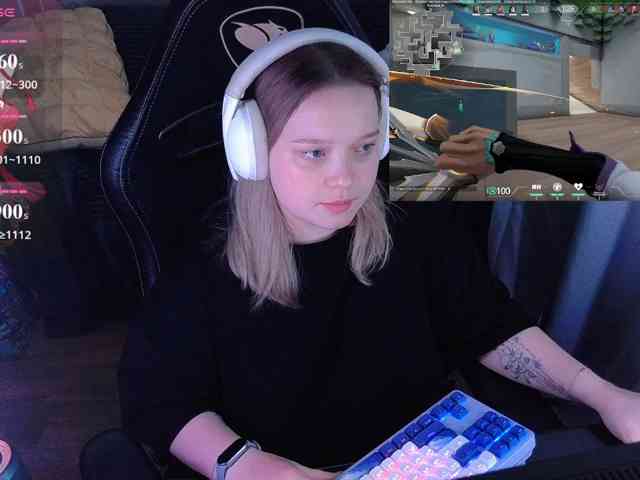 AlinaAdams webcam