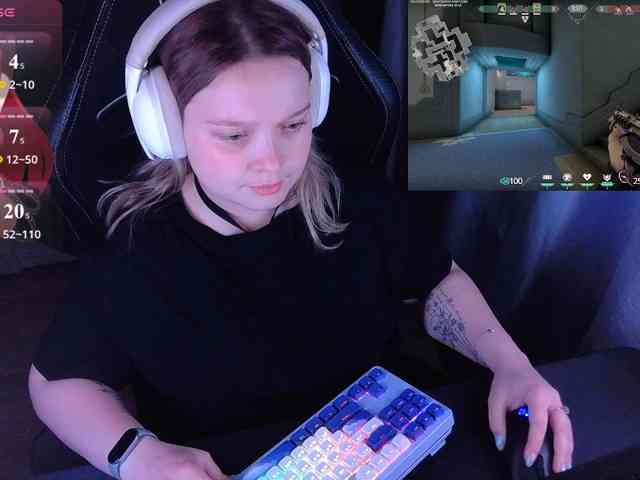 AlinaAdams webcam