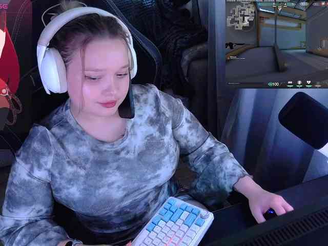 AlinaAdams webcam