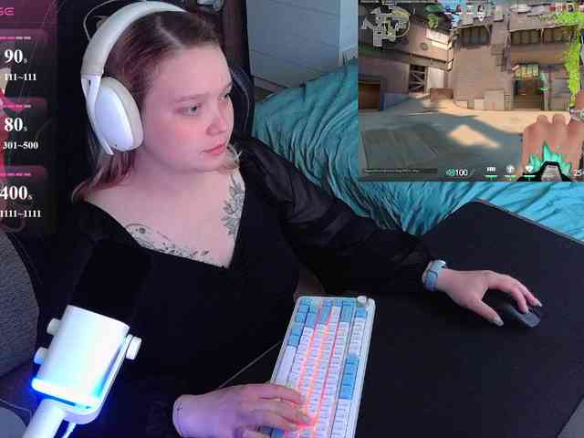 AlinaAdams webcam