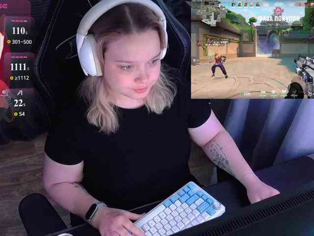AlinaAdams webcam