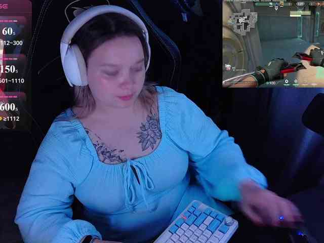 AlinaAdams webcam