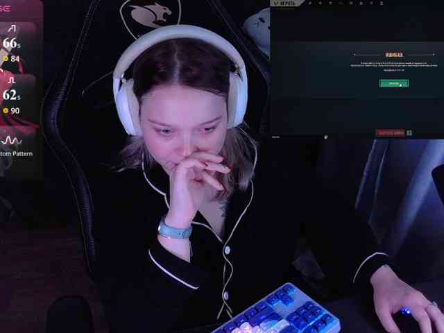 AlinaAdams webcam