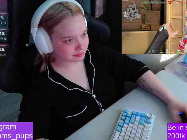 AlinaAdams webcam