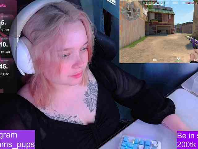 AlinaAdams webcam