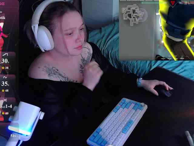 AlinaAdams webcam