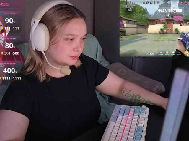 AlinaAdams webcam