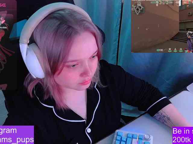 AlinaAdams webcam