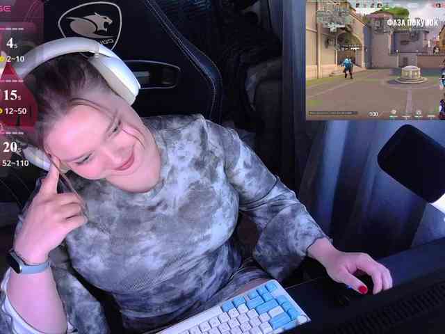 AlinaAdams webcam