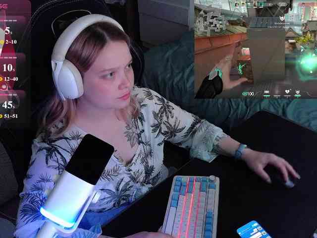 AlinaAdams webcam
