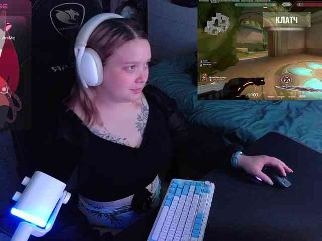 AlinaAdams webcam