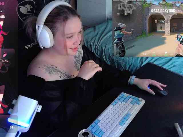 AlinaAdams webcam