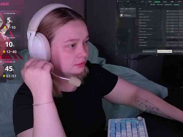 AlinaAdams webcam