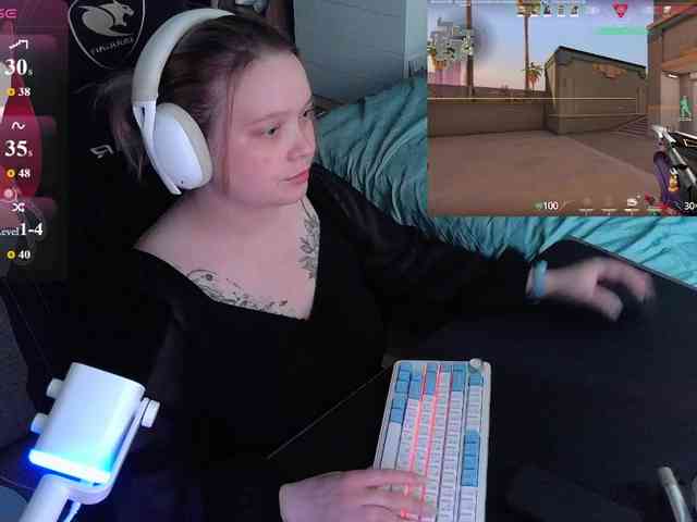 AlinaAdams webcam