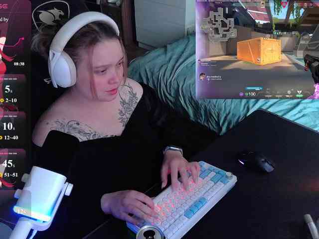 AlinaAdams webcam