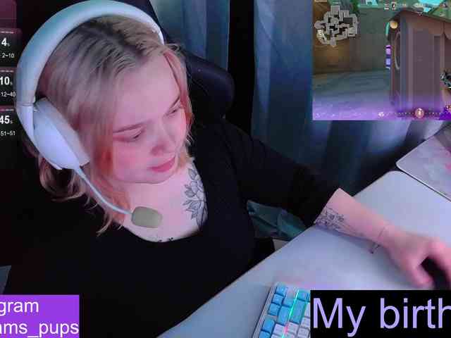 AlinaAdams webcam