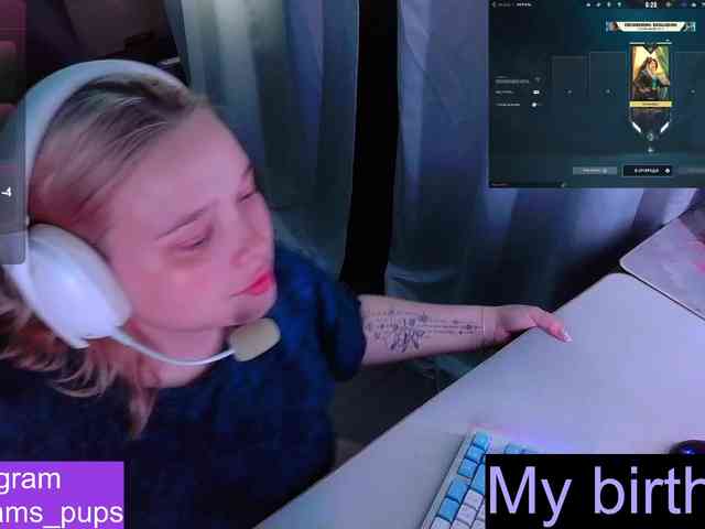 AlinaAdams webcam