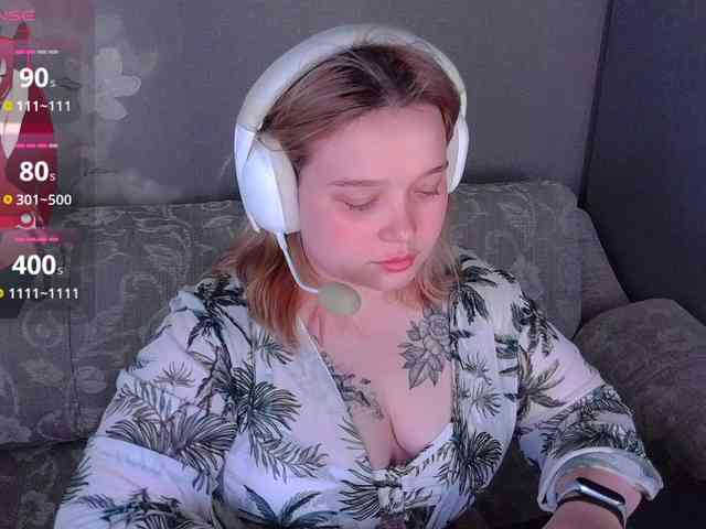 AlinaAdams webcam