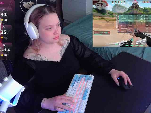 AlinaAdams webcam