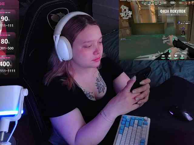 AlinaAdams webcam