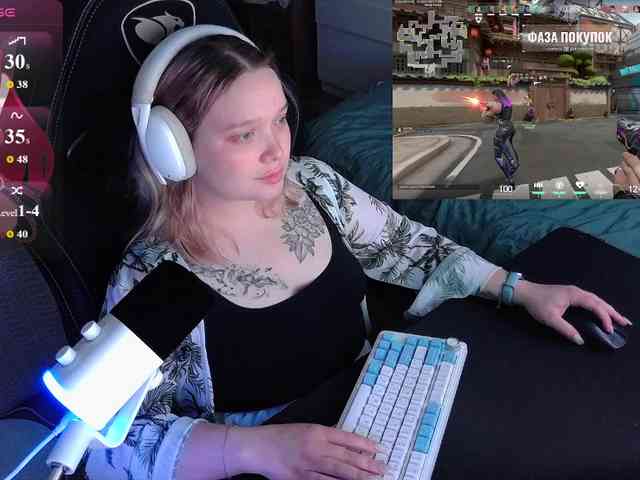 AlinaAdams webcam