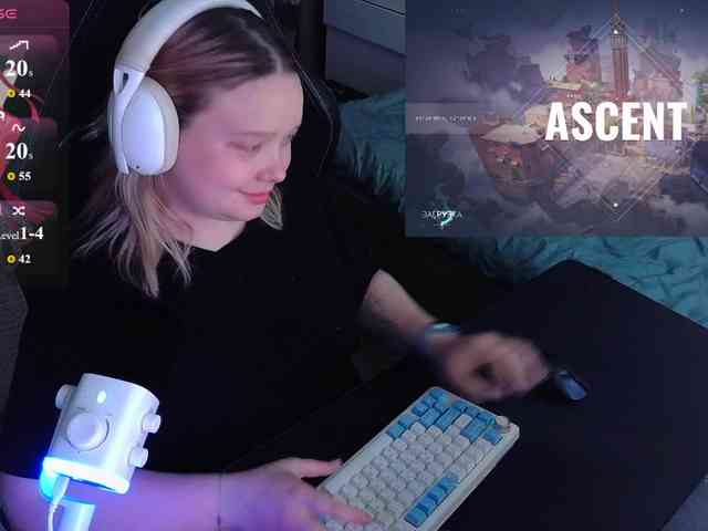AlinaAdams webcam