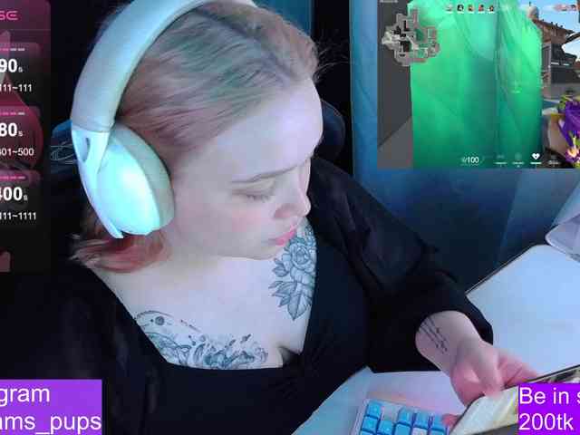 AlinaAdams webcam