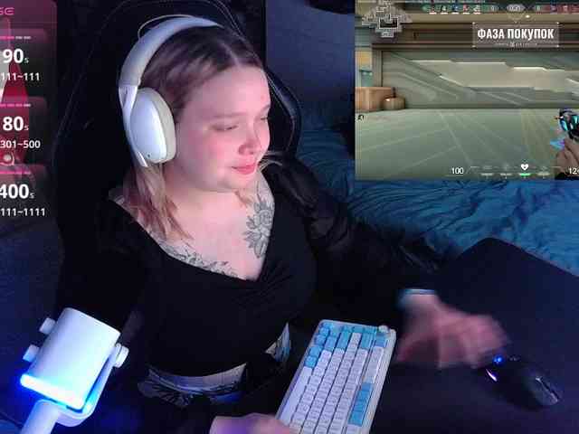 AlinaAdams webcam
