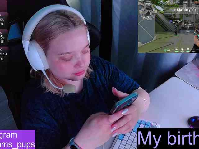 AlinaAdams webcam