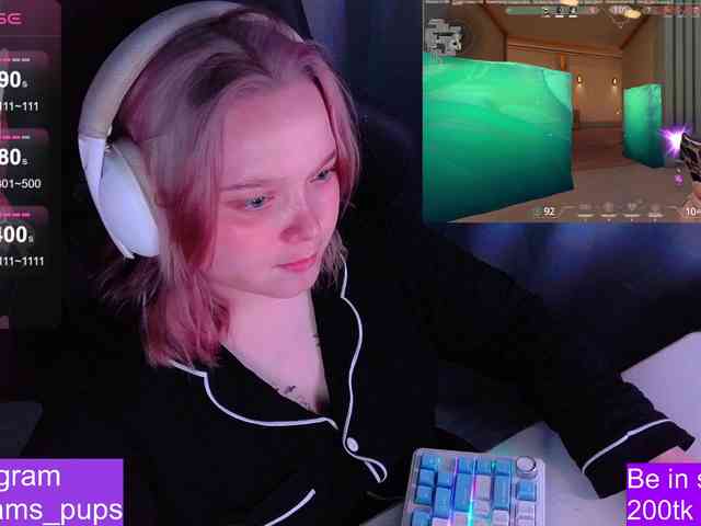 AlinaAdams webcam