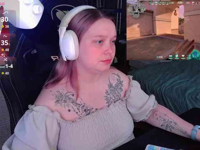 AlinaAdams webcam
