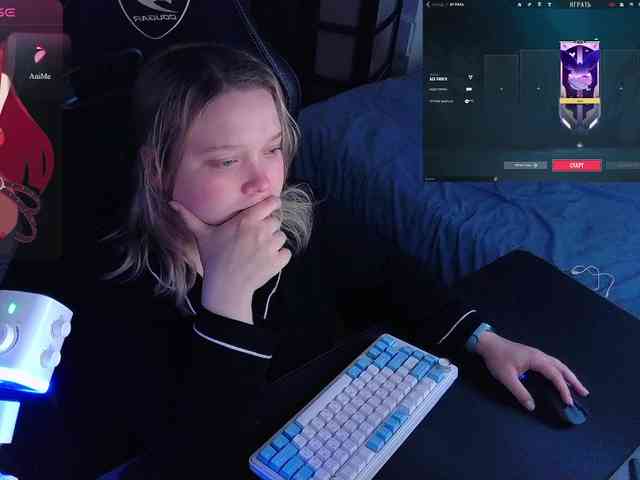 AlinaAdams Live Webcam on BongaCams