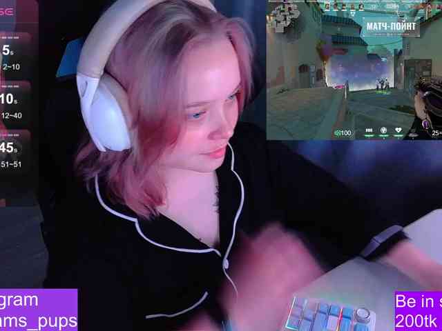 AlinaAdams webcam