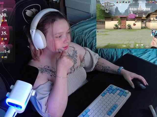 AlinaAdams webcam