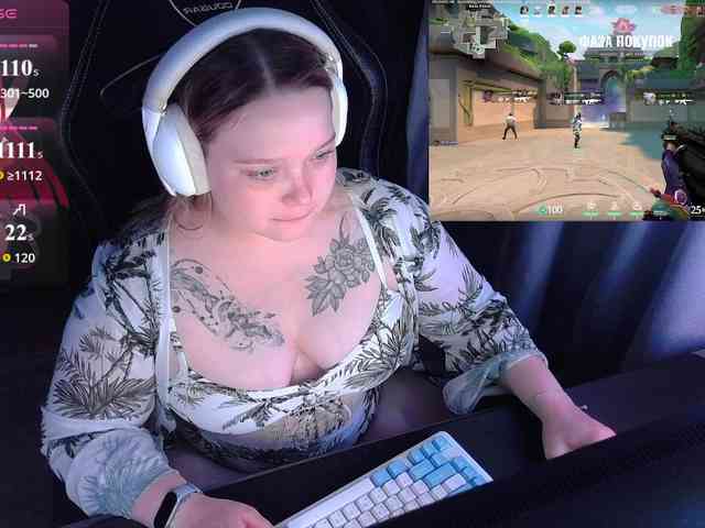 AlinaAdams webcam
