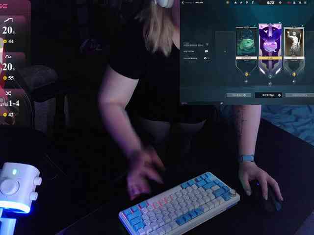AlinaAdams webcam