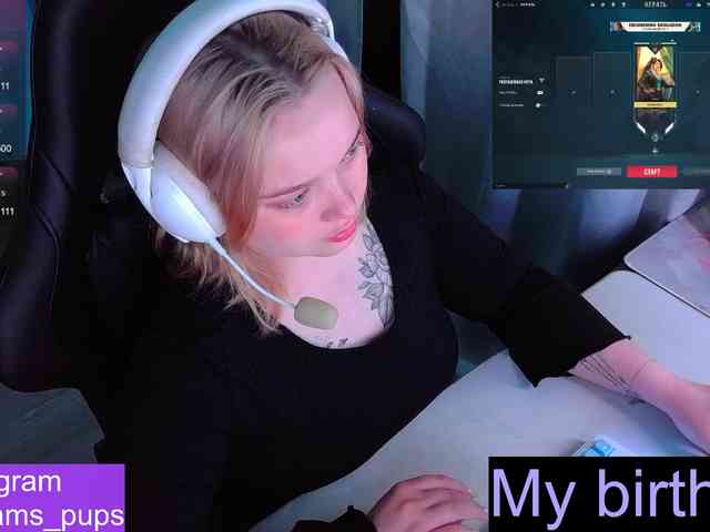 AlinaAdams AlinaAdams