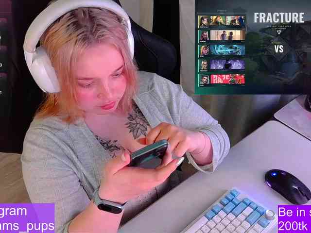 AlinaAdams webcam