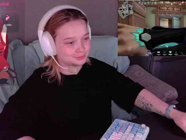 AlinaAdams webcam