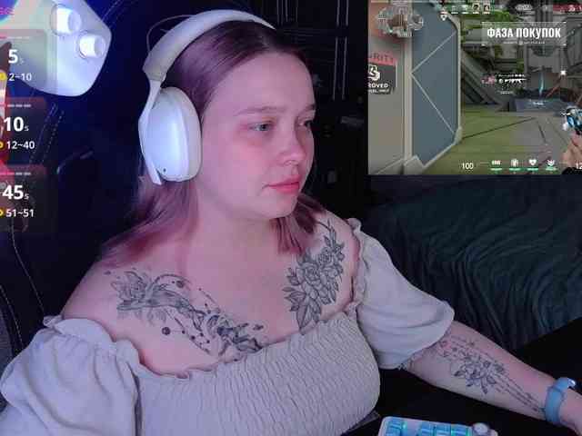 AlinaAdams webcam