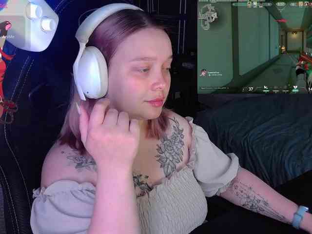 AlinaAdams webcam