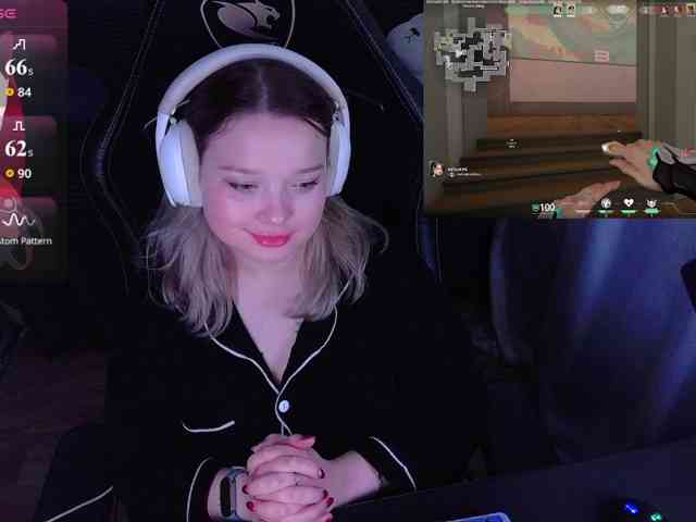 AlinaAdams webcam