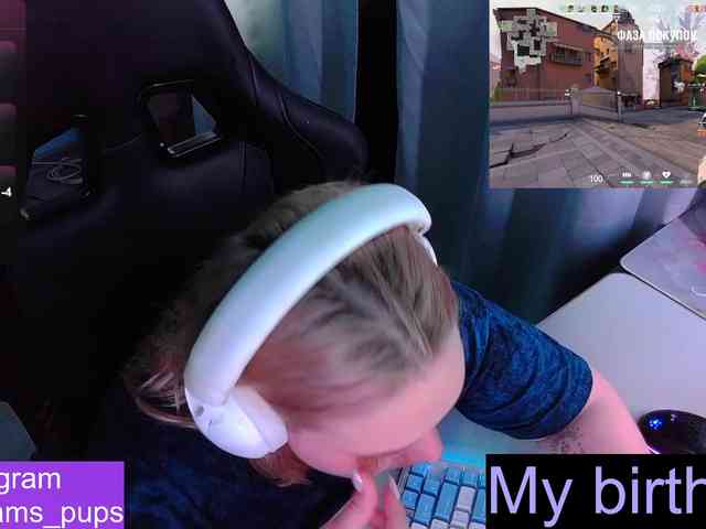 AlinaAdams webcam