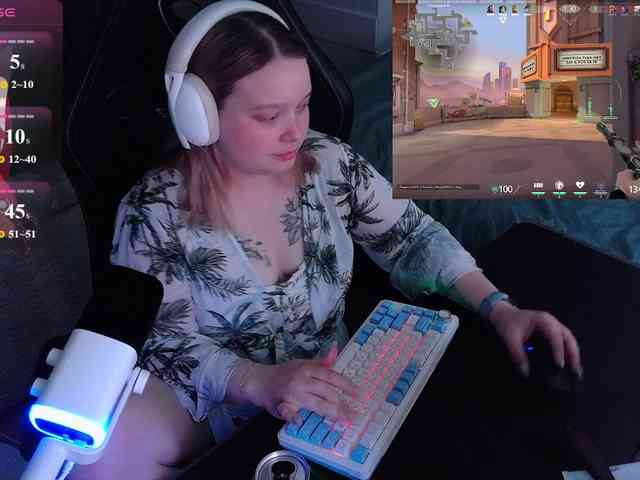 AlinaAdams webcam