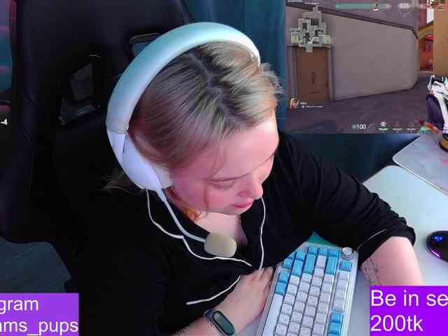 AlinaAdams webcam