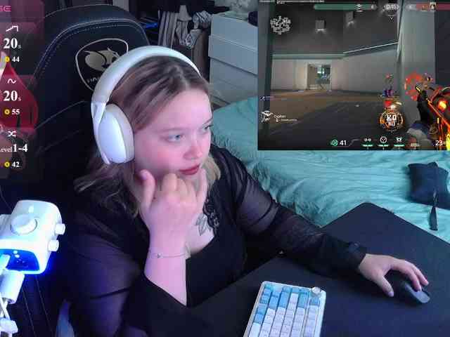 AlinaAdams webcam
