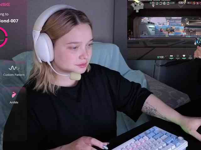 AlinaAdams webcam