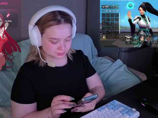 AlinaAdams webcam