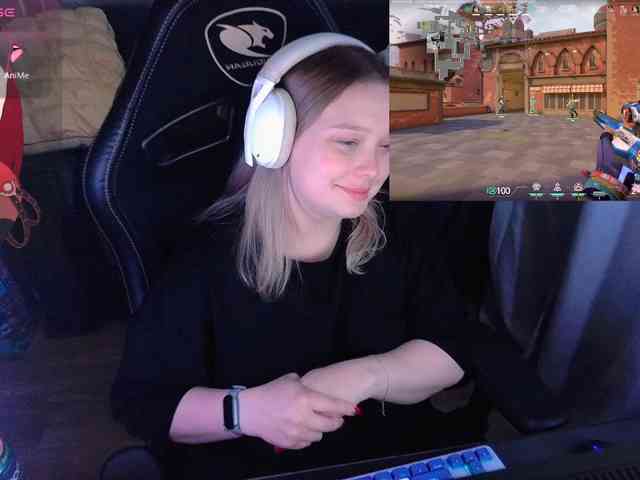 AlinaAdams webcam